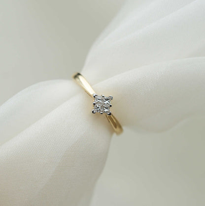 RING I GULL MED DIAMANTER 0,20 CT WP 59613